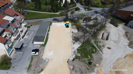 Izgradnja novih zunanjih športnih površin  med šolama (13)